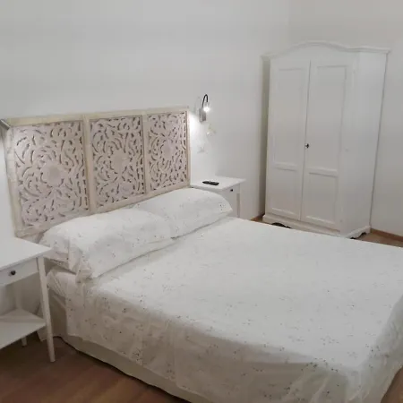 San Saturnino Bed & Breakfast