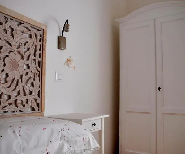 San Saturnino Oda ve Kahvaltı Cagliari